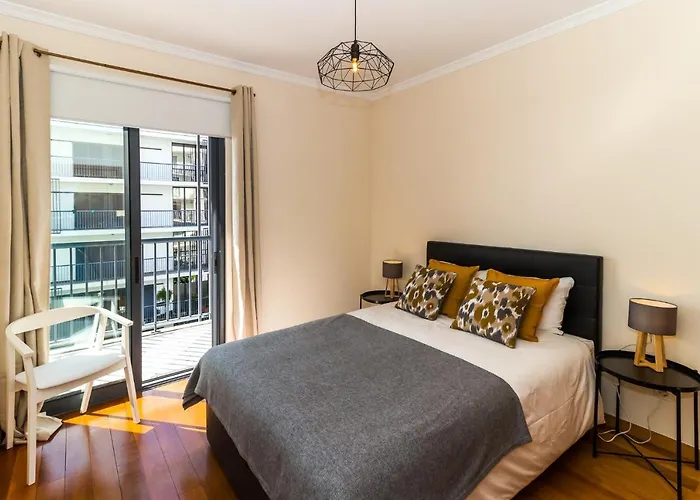 Acacia Apartment By Atlantica